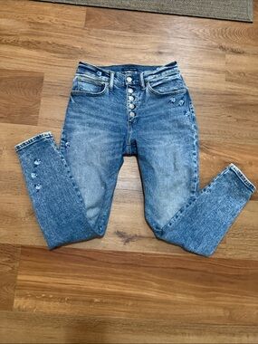 Lucky Brand High-Rise Light Blue Button-Fly Jeans